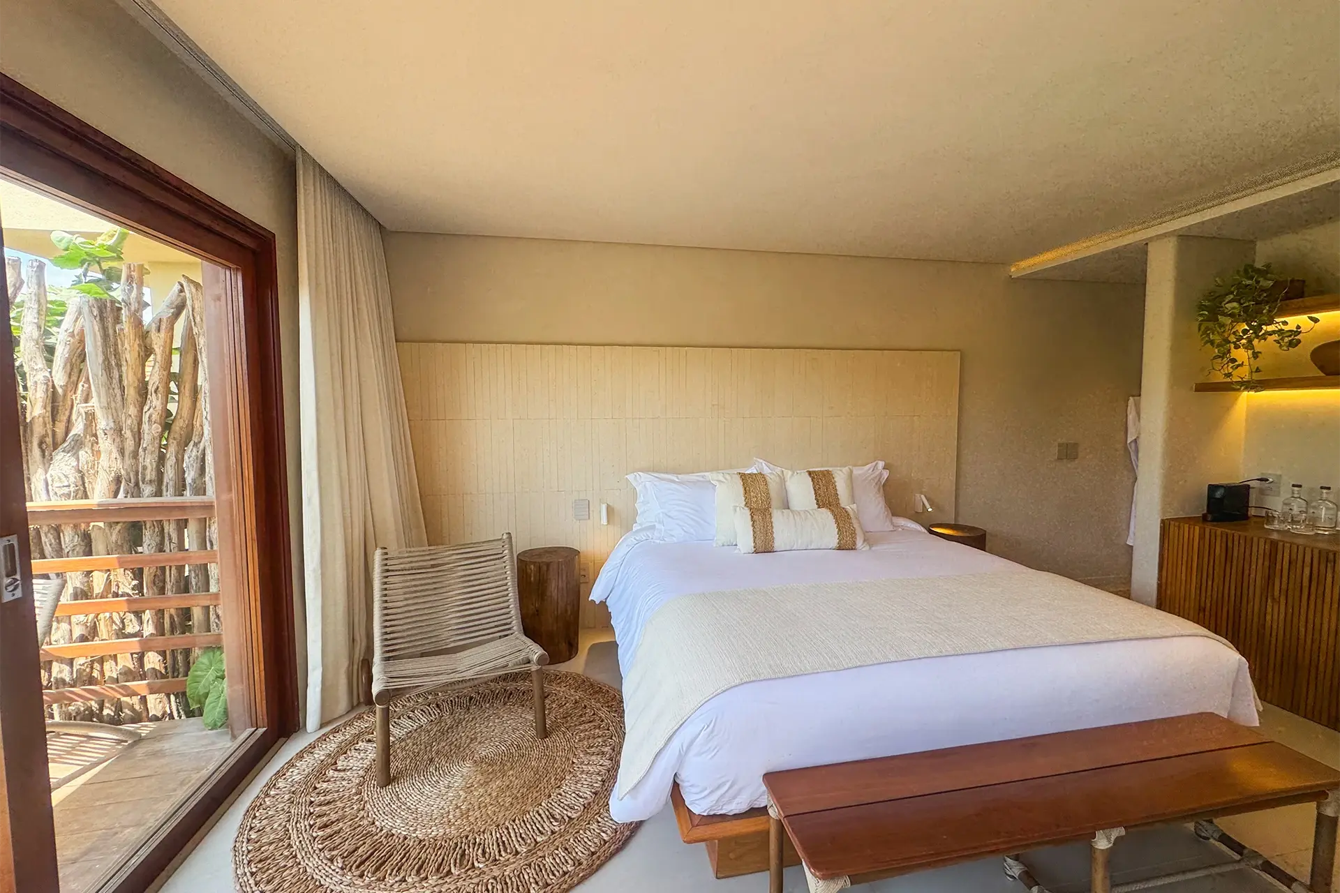 Suite lani_Lahaina_ (1)