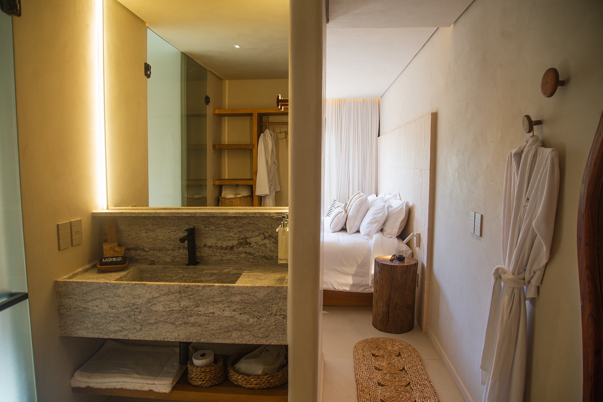 Suite lani_Lahaina_ (3)
